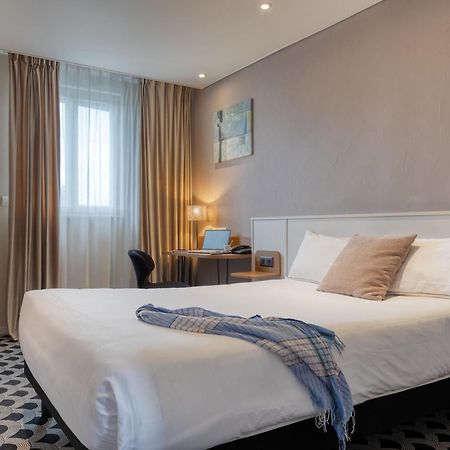 Brit Hotel Les Voyageurs Loudéac Eksteriør billede