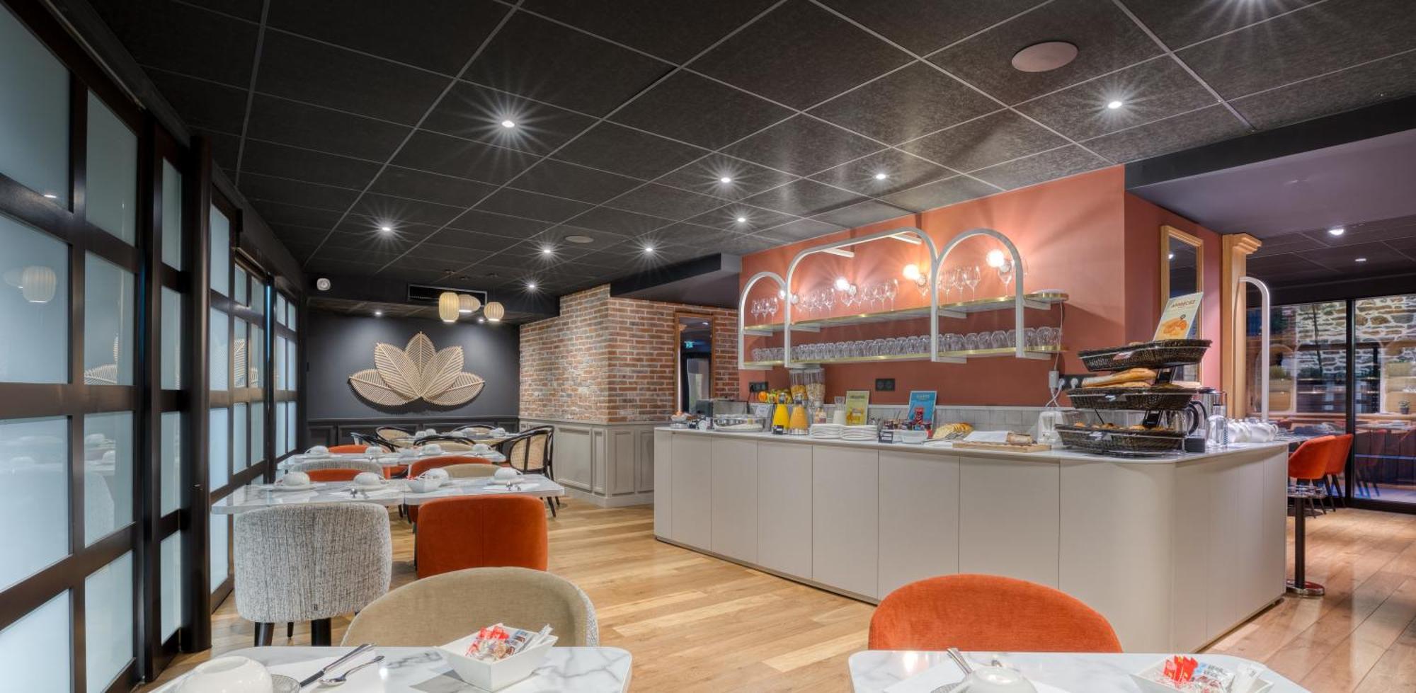 Brit Hotel Les Voyageurs Loudéac Eksteriør billede
